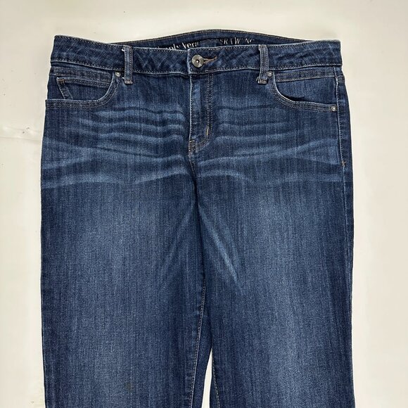 Simply Vera Vera Wang Straight Crop Women's size 12 Dark Wash Blue Denim Jeans - Picture 2 of 4